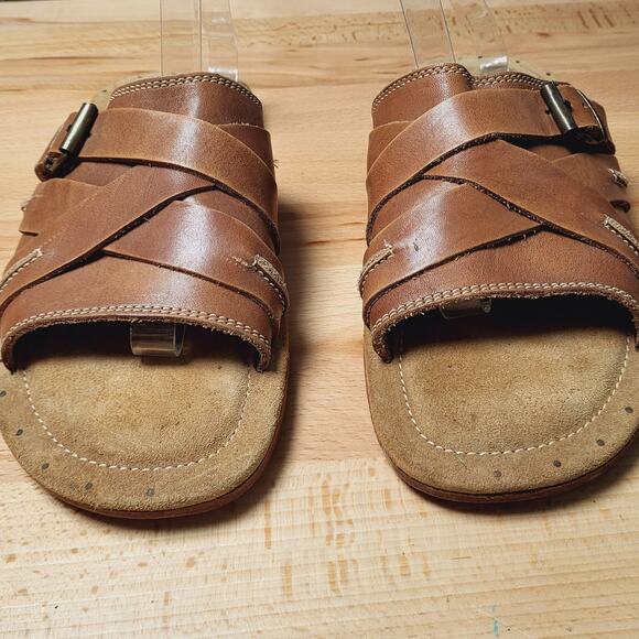 Frye Distressed Leather Buckle Sandals Size 11D - Picture 5 of 14